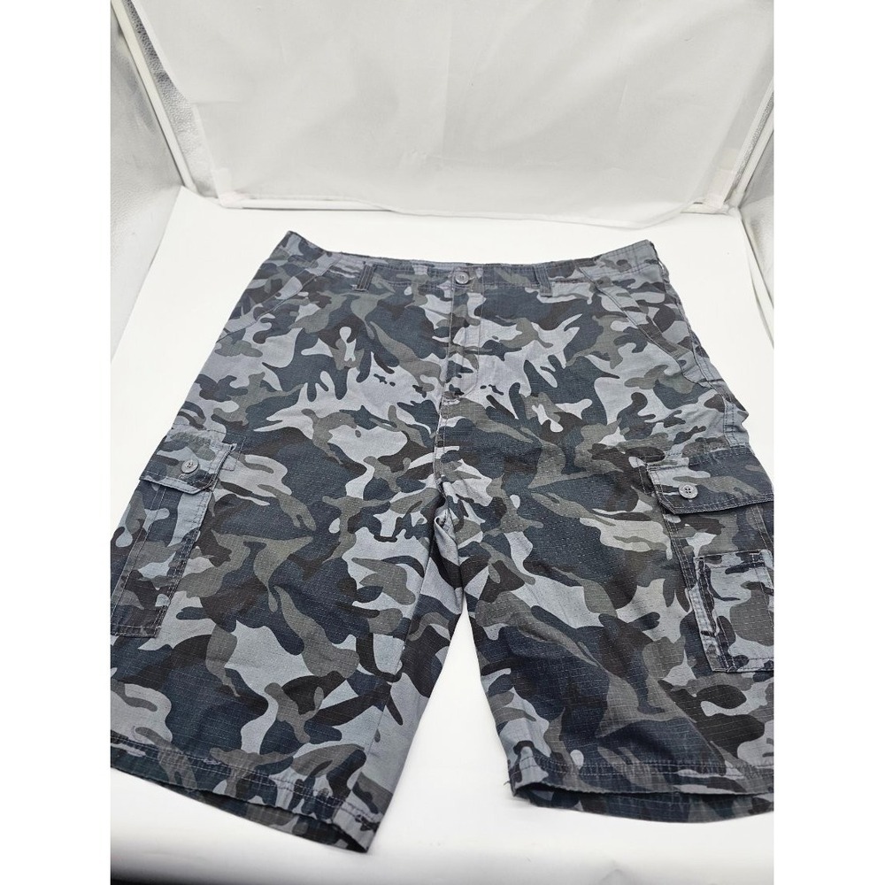 Roadblock Cargo Shorts Camo Camouflage Men's Size 38